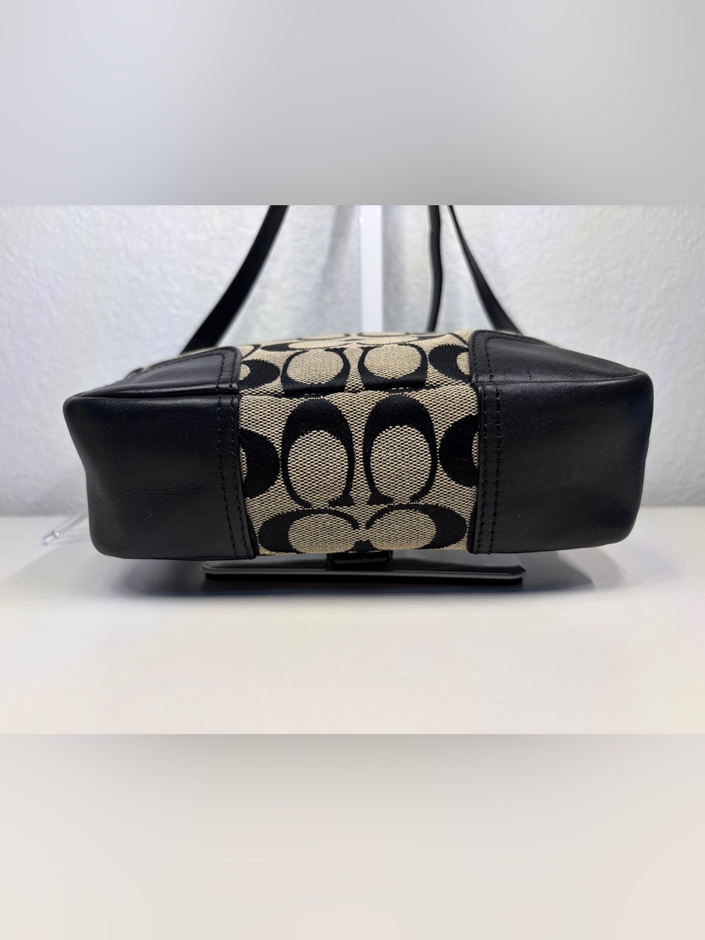 COACH HADLEY SIGNATURE FIELD BAG #F30601 - Picture 7 of 14